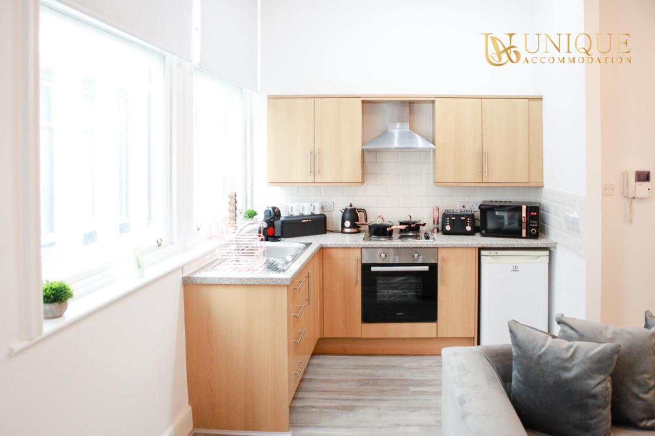 Unique Accommodation Liverpool - Luxury 2 Bed Apartments , Perfect For Business & Families, Book Now Buitenkant foto