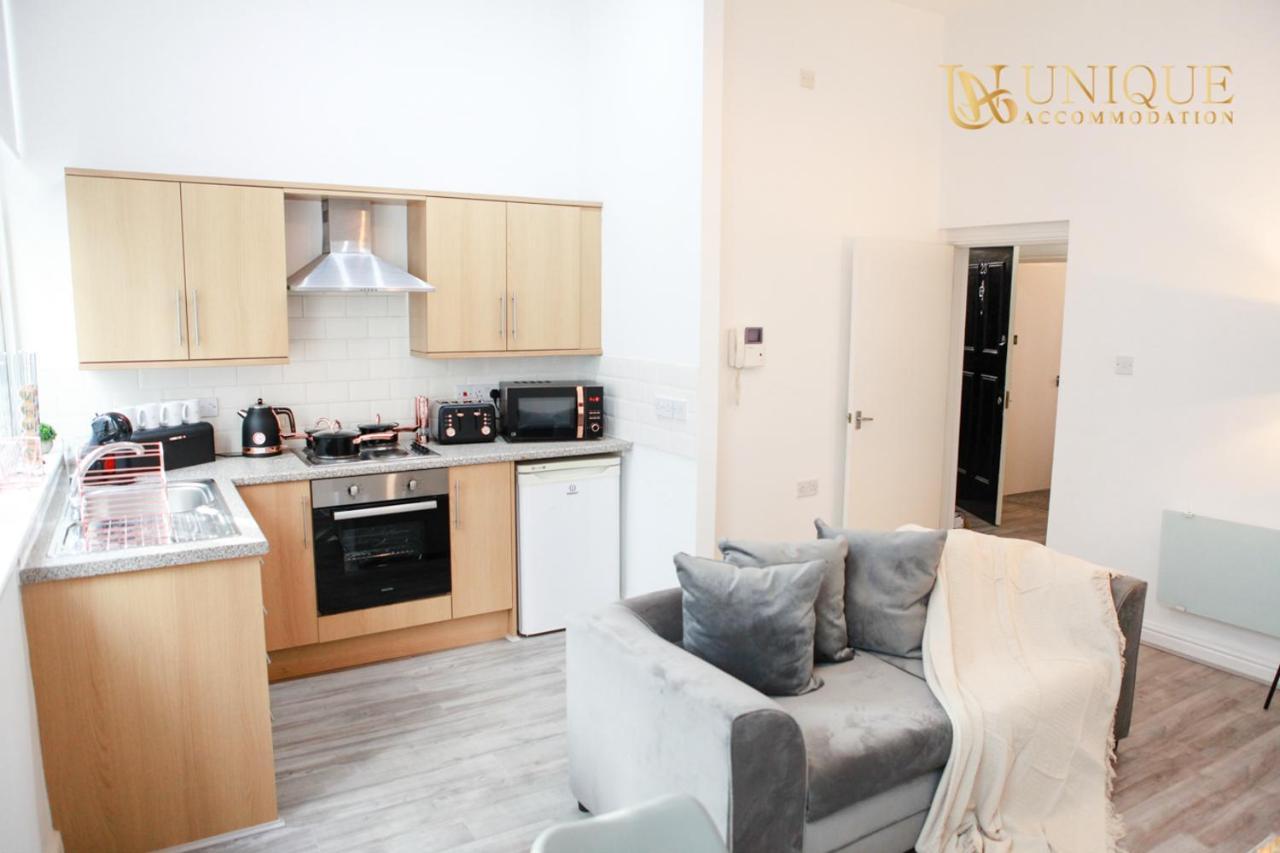 Unique Accommodation Liverpool - Luxury 2 Bed Apartments , Perfect For Business & Families, Book Now Buitenkant foto