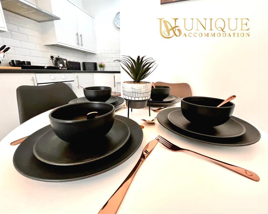 Unique Accommodation Liverpool - Luxury 2 Bed Apartments , Perfect For Business & Families, Book Now Buitenkant foto